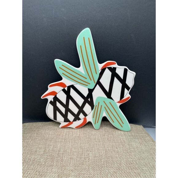 Coton Colors RETIRED Big Attachment Bee for Happy Everything - Picture 3 of 3